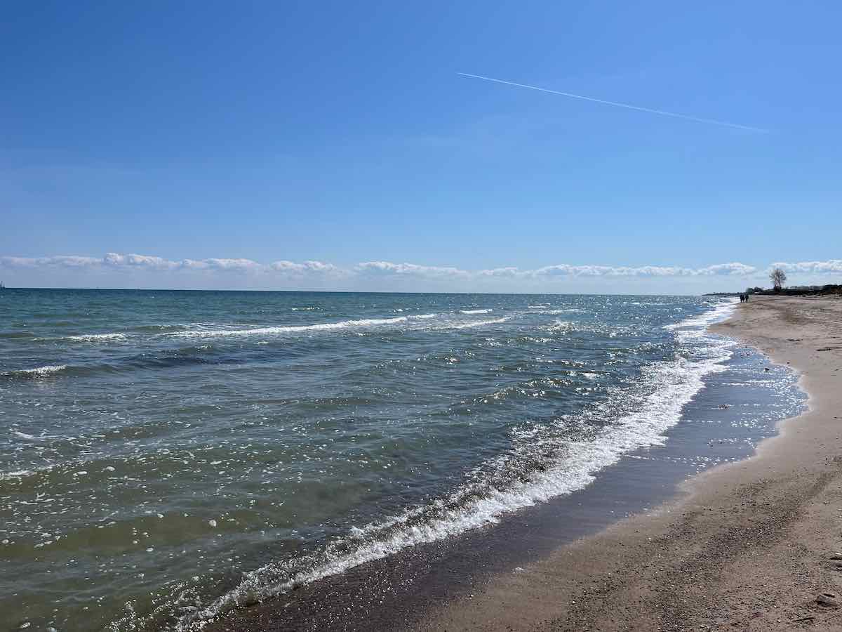 2025.04.26_Lieblingsort-Heiligenhafen-16-von-20.jpeg #lovingtailwind, #Outdoor, #Tagestour, #Abenteuer, #Ausflug, #Natur, #Bike,#Gravel, #Fahrradtour, #Meer, #Ostsee, #Strand, #Heiligenhafen